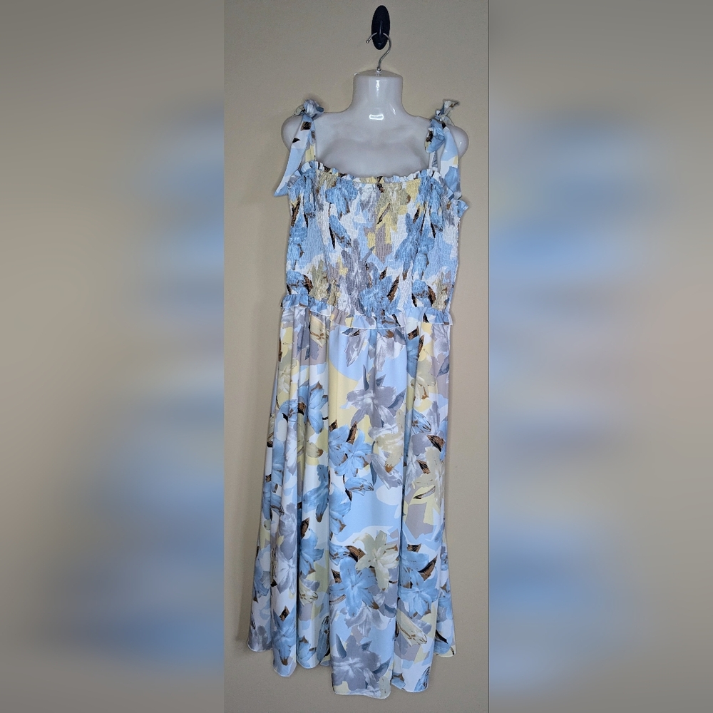 Tie Strap Smocked Flowy Floral Dress